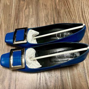 Roger Vivier, Size 8, EU size 38, Blue Pumps